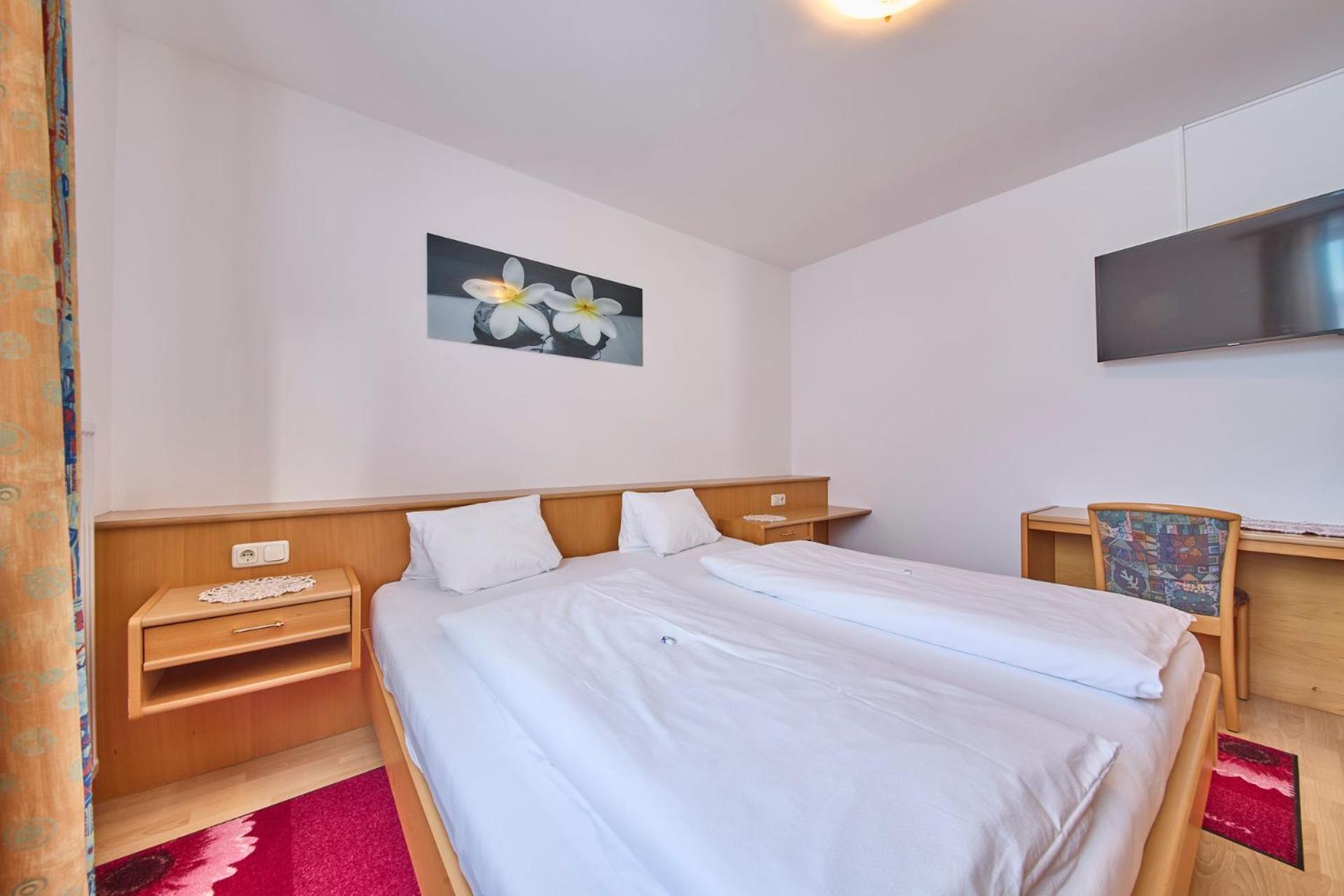 Hotel Garni Tirol Walchsee Room photo